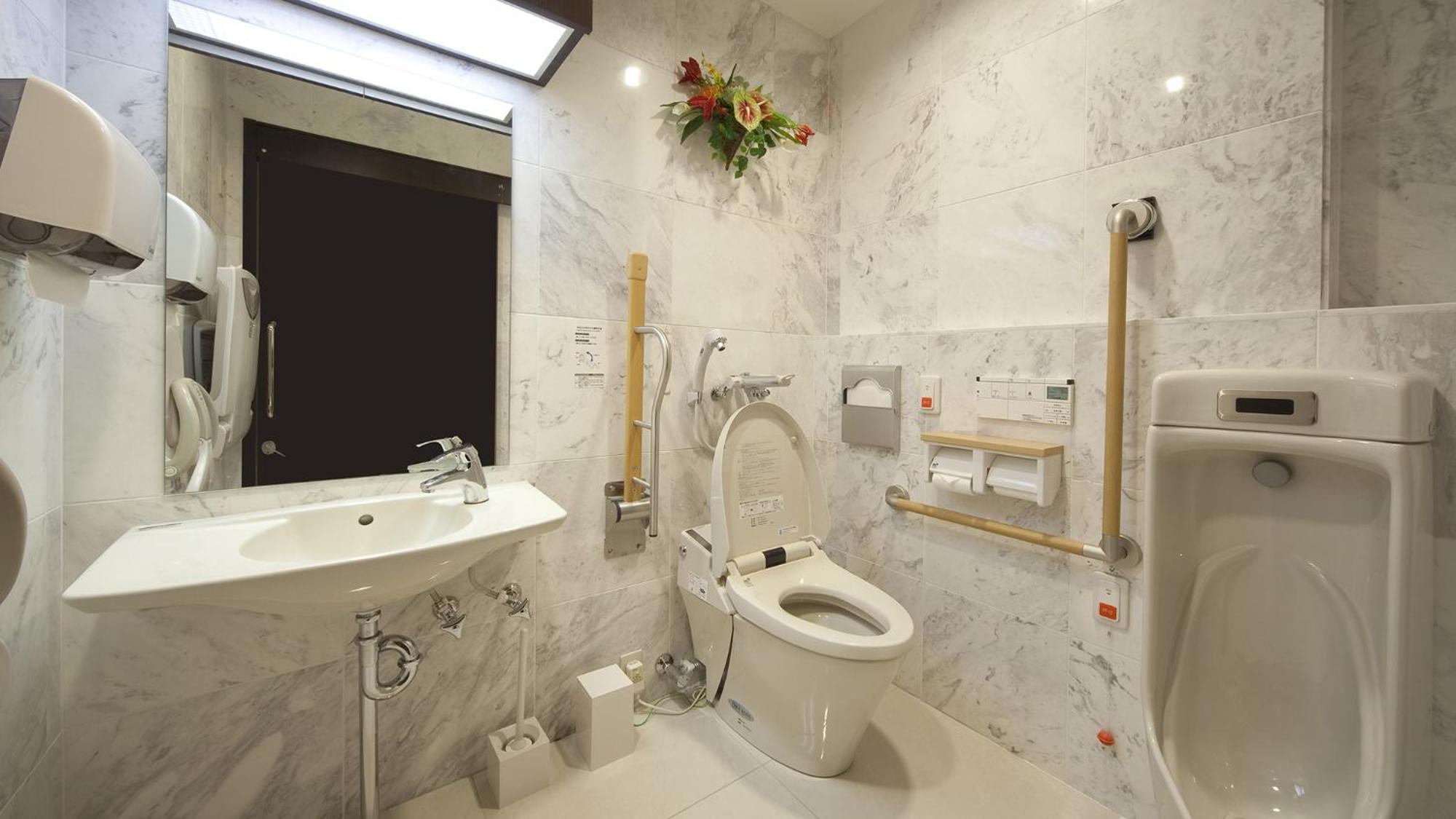 Toyoko Tochigi Eki Kita Guchi Hotel